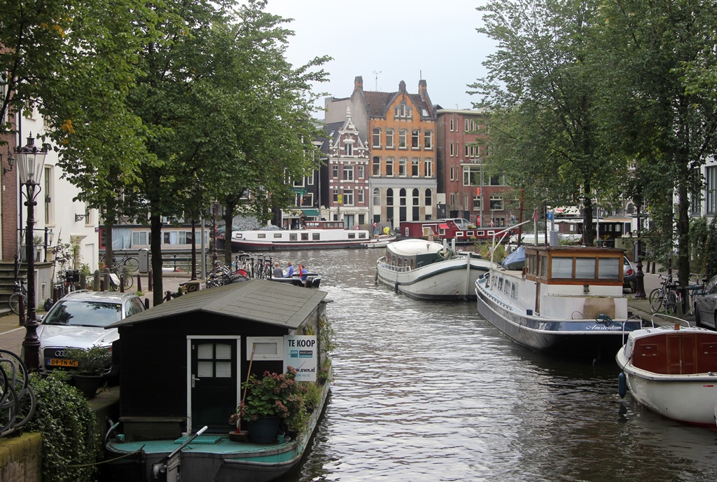 Groenburgwal Canal
